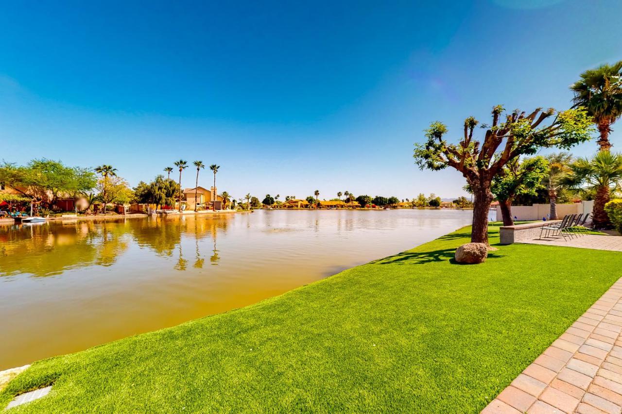 Lake In The Desert Avondale Exterior photo